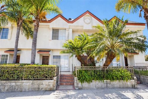 19-856 W Beach Ave, Inglewood, CA, 90302-3928 | Card Image