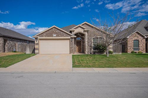 6970 Xit Ranch Rd, Odessa, TX, 79765-2207 | Card Image