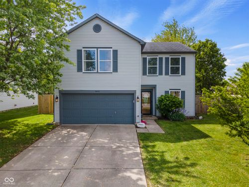9891 Sapphire Berry Ln, Fishers, IN, 46038-7480 | Card Image