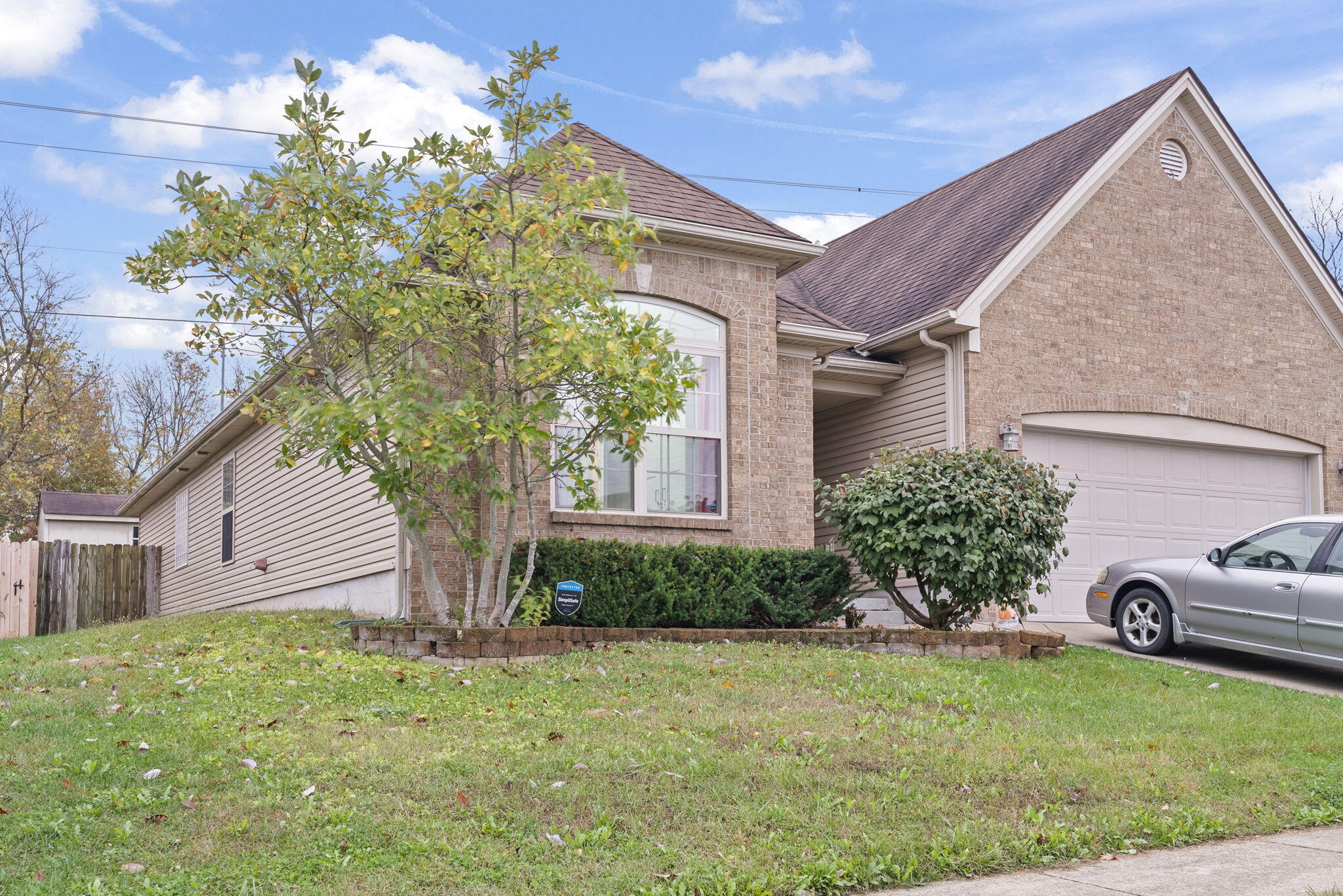 126 Chamberlain Drive, Sold in Zoocasa