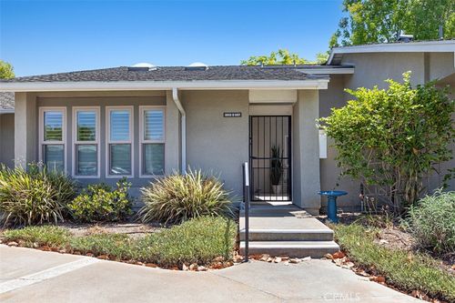 1307-b-8933 Yolo Cir, Huntington Beach, CA, 92646-8723 | Card Image