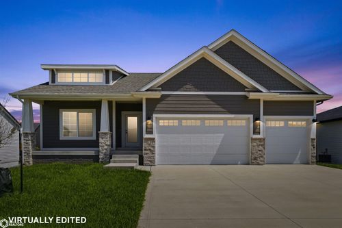 95 Nw Hidden Knl, Waukee, IA, 50263-6305 | Card Image