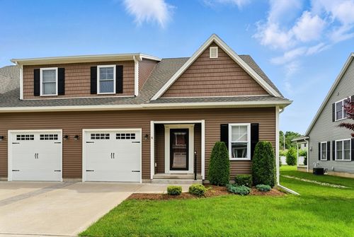 6-6 St Andrews Way, West Springfield, MA, 01089-1831 | Card Image