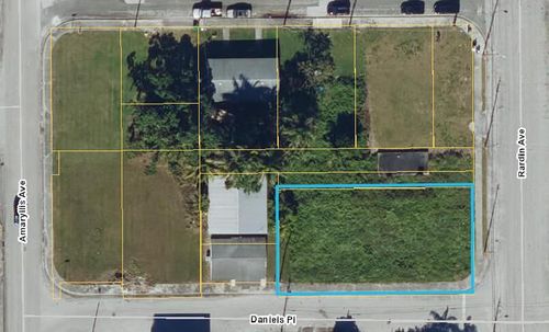 * Daniel Pl, Pahokee, FL, 33476 | Card Image