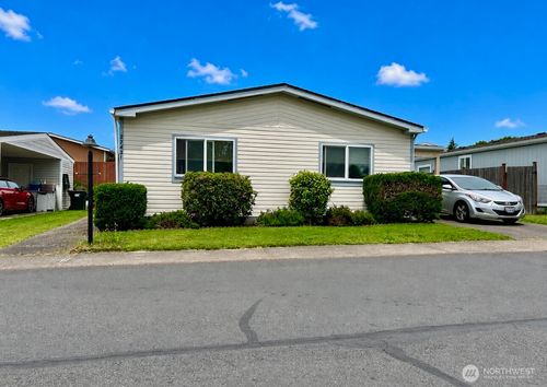 27431 150th Ave Se, Kent, WA, 98042-4357 | Card Image
