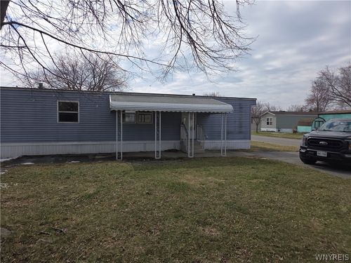 1020 Sunnyside Dr, Niagara Falls, NY, 14304-1966 | Card Image