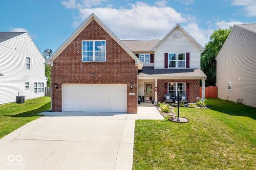 12243 Rambling Rd, Fishers, IN, 46037-3994 | Card Image