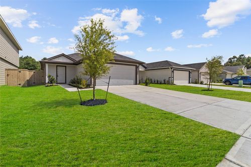 14351 Leafy Willow Dr, Splendora, TX, 77372-2185 | Card Image