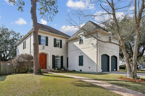 7 Bluebird St, New Orleans, LA, 70124-4308 | Card Image