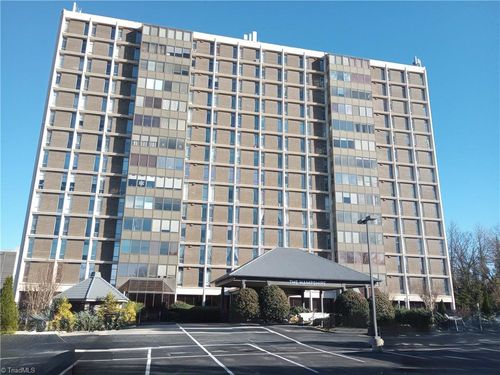unit-603-1101 N Elm St, Greensboro, NC, 27401-1315 | Card Image
