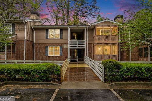 261 Quail Run, Roswell, GA, 30076 | Card Image