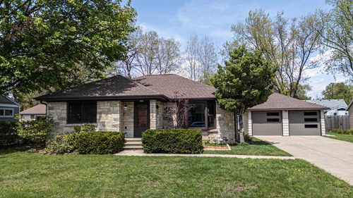 7010 Franklin Ave, Middleton, WI, 53562-2711 | Card Image