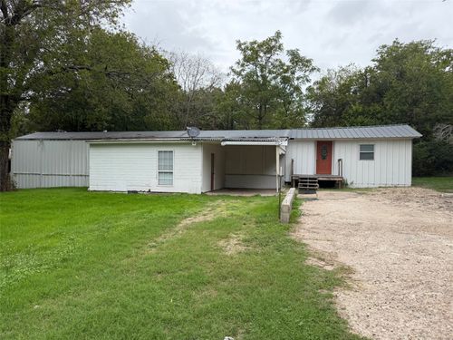 2916 E Briarwood St, Granbury, TX, 76048-3724 | Card Image