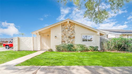 13055 High Star Dr, Houston, TX, 77072-1045 | Card Image