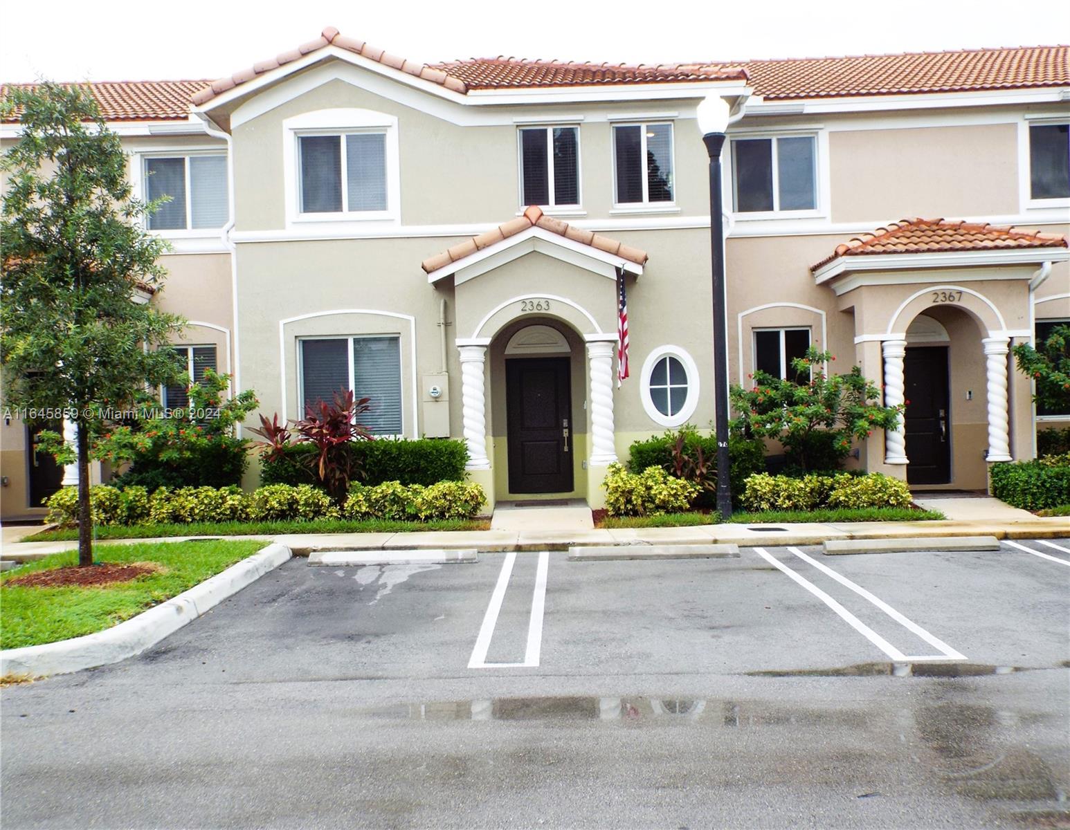 11th St, Homestead, FL 33035