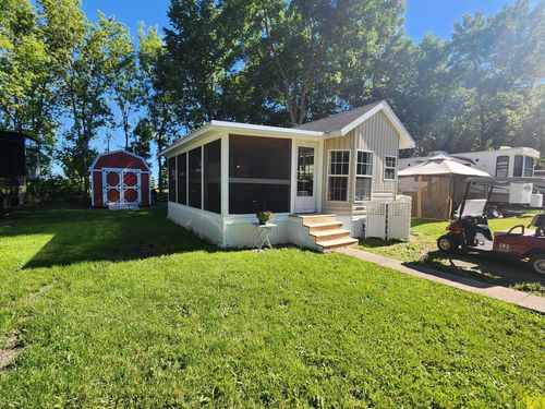 521-2945 County Road 4 Sw, Cokato, MN, 55321-4125 | Card Image