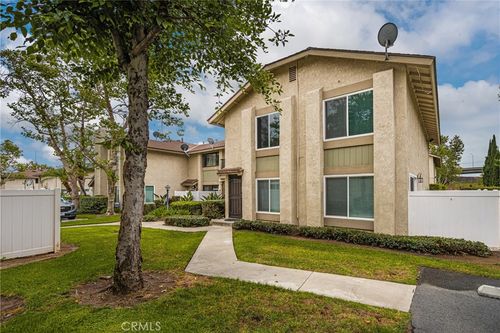 16862 Donwest, Tustin, CA, 92780 | Card Image