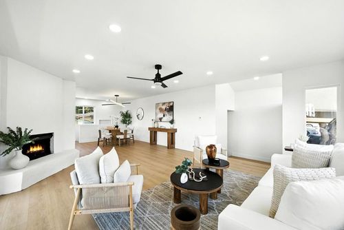 4542 Milton St, San Diego, CA, 92110-3415 | Card Image