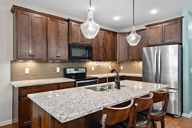 11064 16 Th St Ne, Townhouse with 3 bedrooms, 3 bathrooms and null parking in Saint Michael MN | Image 9