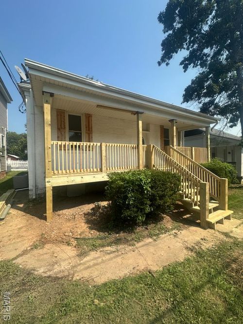 406 N Adams St, Festus, MO, 63028-1915 | Card Image