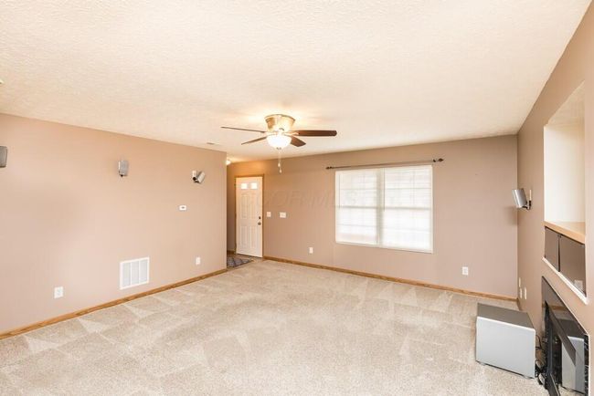 5975 Pennington Creek Dr, Condo with 3 bedrooms, 3 bathrooms and null parking in Dublin OH | Image 11