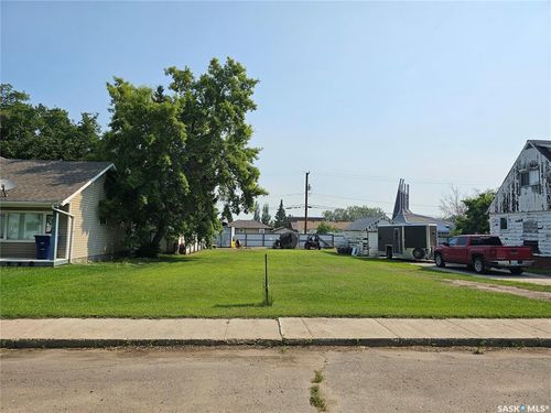 241 4th Ave W, Unity, SK, S0K4L0 | Card Image