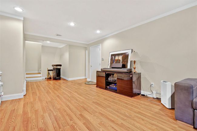 249 Park Ave, House other with 5 bedrooms, 4 bathrooms and 2 parking in Eastchester NY | Image 43