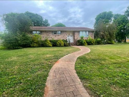 604 N Broad St, Tuscumbia, AL, 35674 | Card Image
