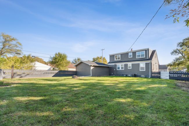 19_Exterior | Image 19