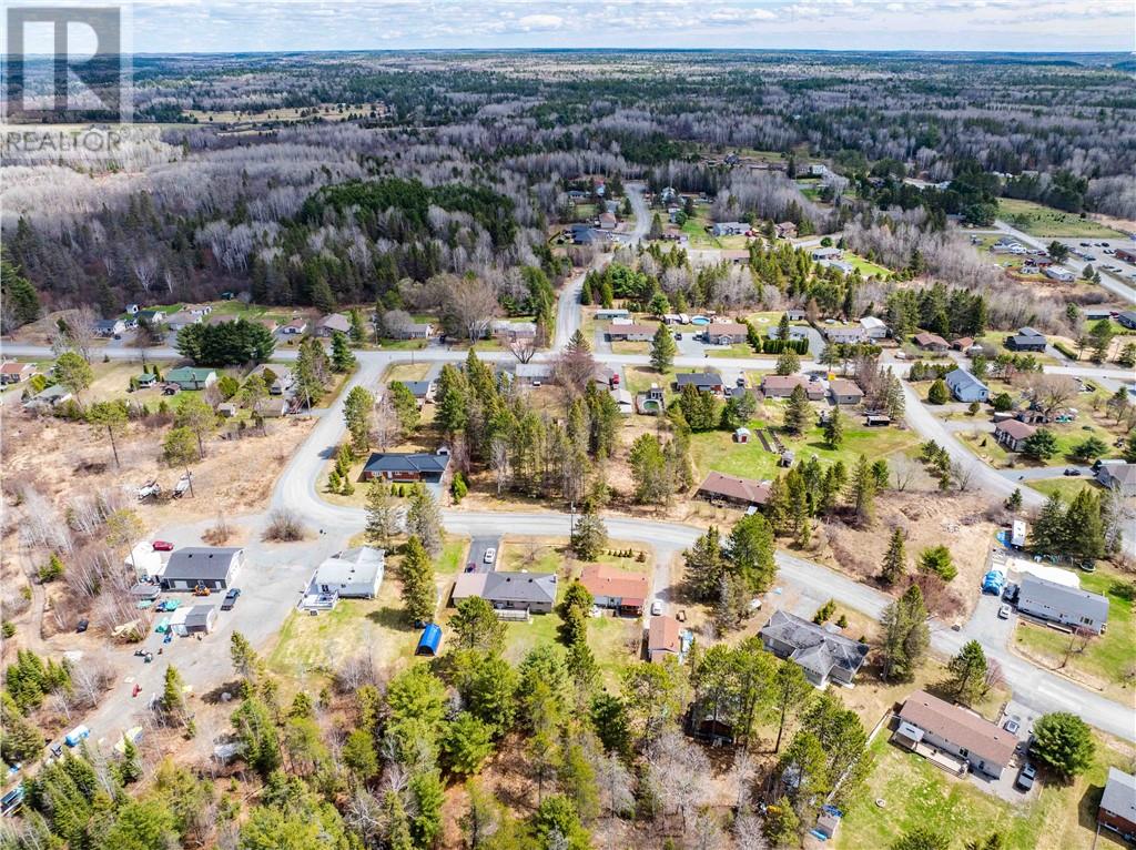 Land in Markstay 5