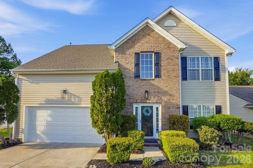 6573 Long Nook Ln, Indian Trail, NC, 28079-3678 | Card Image