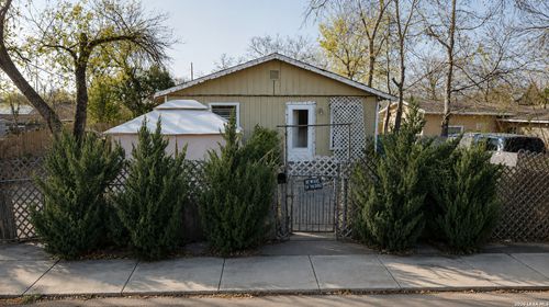 811 Allende, San Antonio, TX, 78237-2806 | Card Image