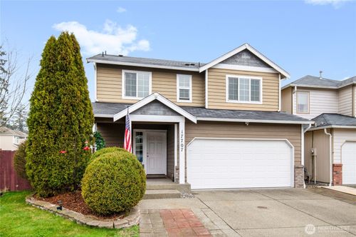 17707 1st Avenue Ct E, Spanaway, WA, 98387-4625 | Card Image