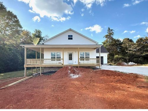 267 Honeysuckle Ln, Sparta, TN, 38583-4798 | Card Image