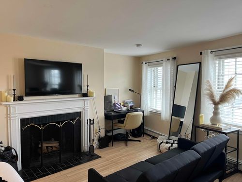 apt-6-22 David G Mugar Way, Boston, MA, 02114-3218 | Card Image