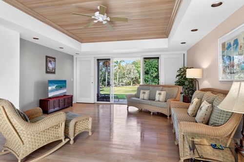 q2-68-1375 S Pauoa Rd, KAMUELA, HI, 96743-8726 | Card Image