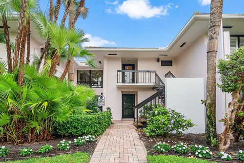 blue-heron-3858 Quail Ridge Drive, Boynton Beach, FL, 33436 | Card Image