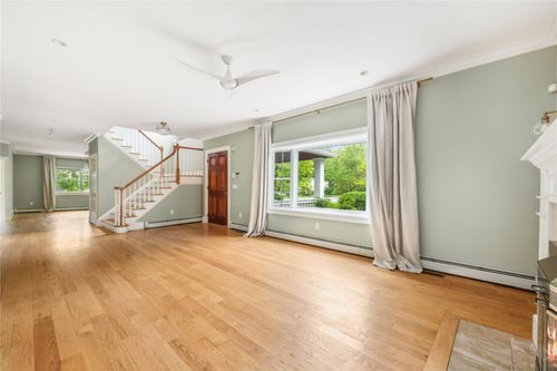 1 Howe Cir, Bedford Hills, NY, 10507-1007 | Card Image