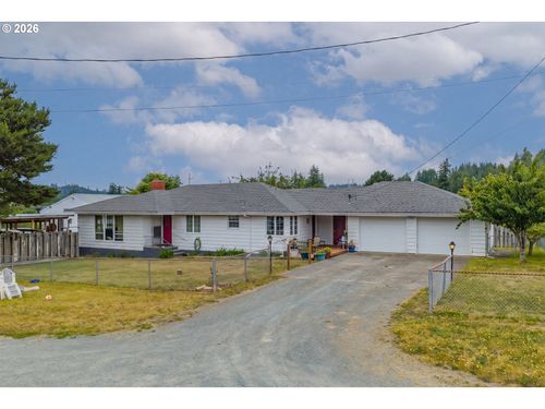 2343 Harris St, Myrtle Point, OR, 97458-1711 | Card Image