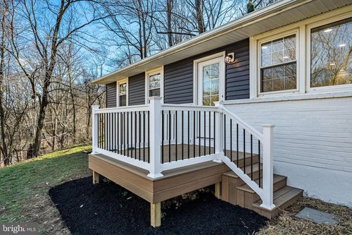 231 Laurel Bridge Rd, LANDENBERG, PA, 19350-9507 | Card Image