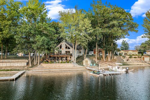 5327 S Eden Lake Rd, Custer, MI, 49405-8722 | Card Image