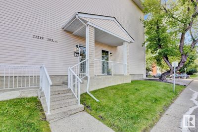 1 - 11219 103a Ave Nw, Condo with 2 bedrooms, 1 bathrooms and 1 parking in Edmonton AB | Image 1