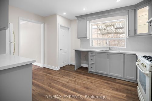 main-30 Gosling Rd, Maple, ON, L6A1E2 | Card Image