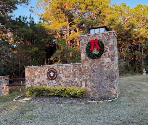 15880 Wooded Trail Way, Willis, TX, 77378-6196 | Card Image