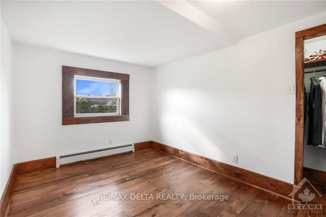 1015 Labrosse St, House other with 5 bedrooms, 2 bathrooms and 8 parking in Saint Eugene ON | Image 25