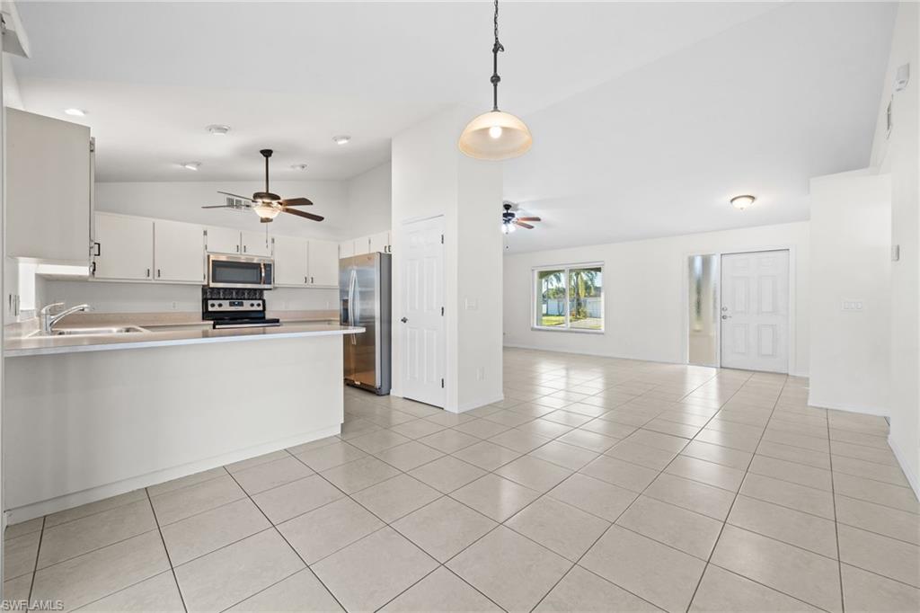 Residential in CAPE CORAL 4