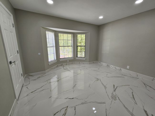411 Thomas Jefferson Cir, Condo with 2 bedrooms, 2 bathrooms and 2 parking in Madison TN | Image 7