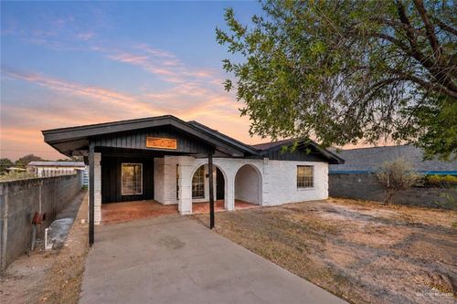 307 S Cox St, Rio Grande City, TX, 78582-4233 | Card Image