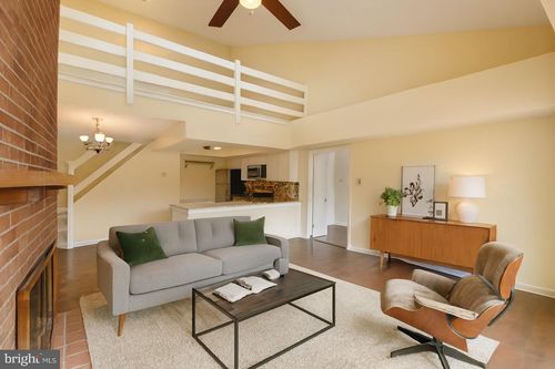 112 Deer Run, NORRISTOWN, PA, 19403-4262 | Card Image