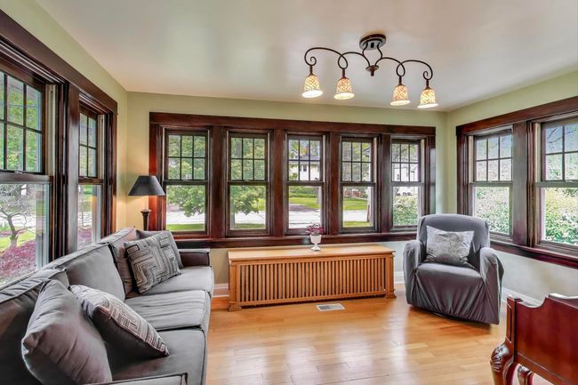 1350 Saint Johns Ave, House other with 5 bedrooms, 2 bathrooms and 2 parking in Highland Park IL | Image 8